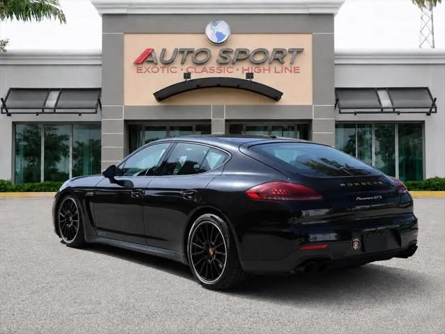2015 Porsche Panamera GTS