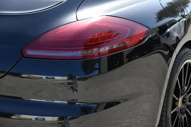 2015 Porsche Panamera GTS