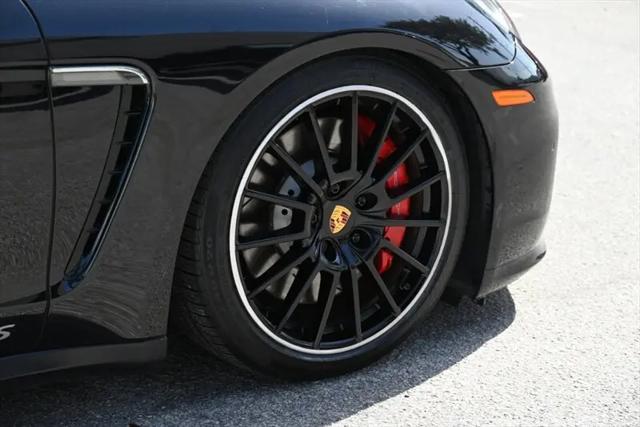 2015 Porsche Panamera GTS