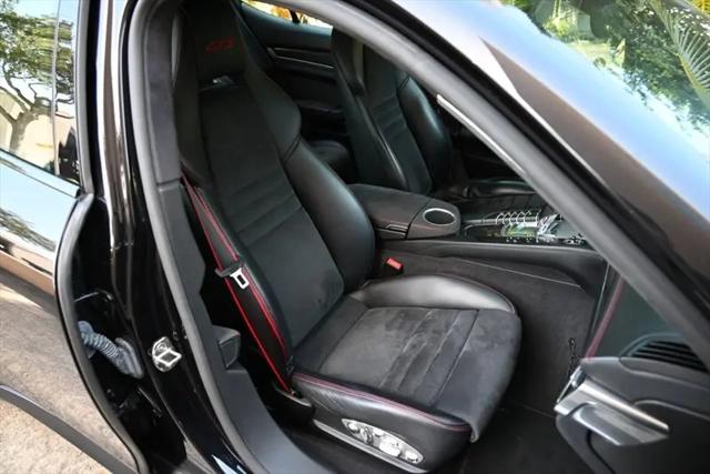 2015 Porsche Panamera GTS