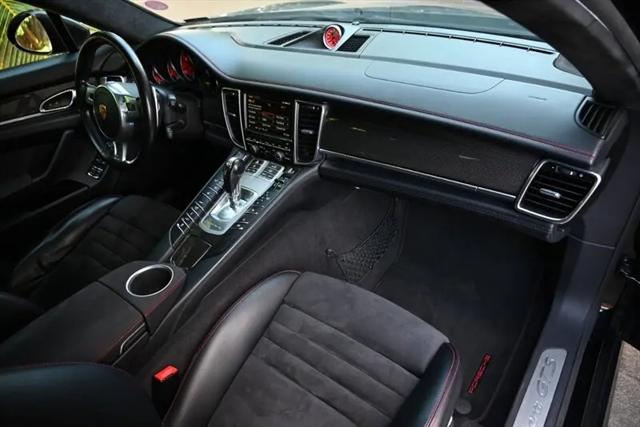 2015 Porsche Panamera GTS