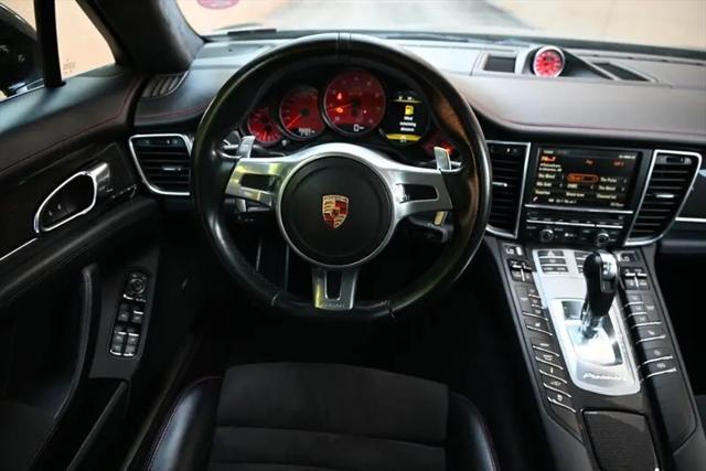 2015 Porsche Panamera GTS