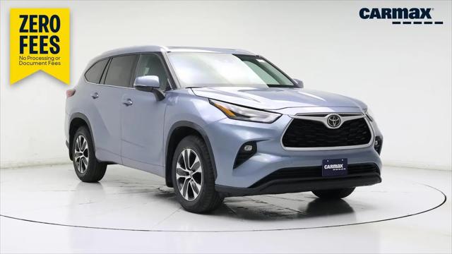 2022 Toyota Highlander XLE for sale in Springfield, IL