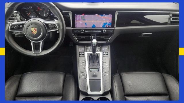 2020 Porsche Macan Macan