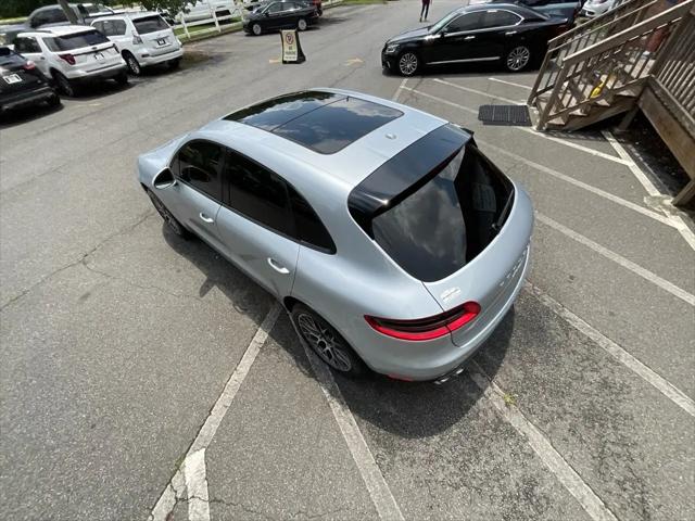 2018 Porsche Macan Sport Edition