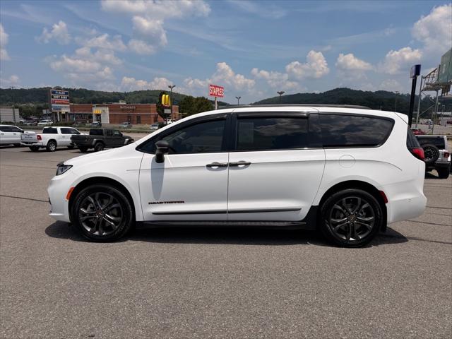 2023 Chrysler Pacifica Touring L AWD 2023 Chrysler Pacifica Touring L AWD