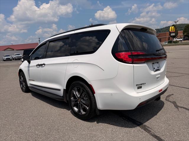 2023 Chrysler Pacifica Touring L AWD 2023 Chrysler Pacifica Touring L AWD