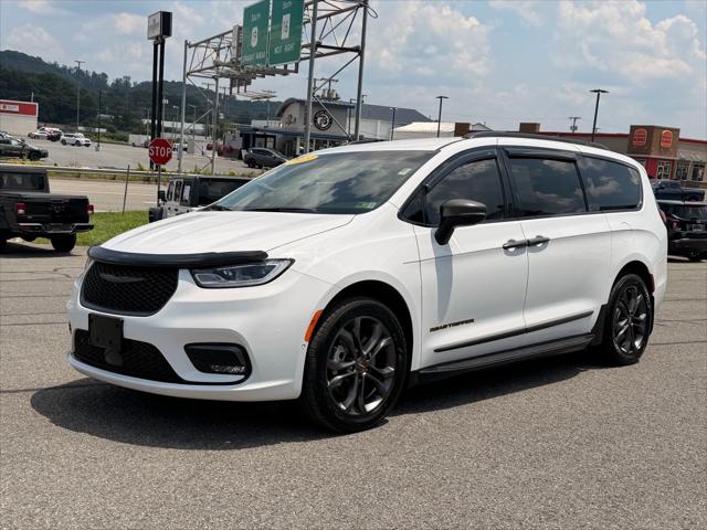 2023 Chrysler Pacifica Touring L AWD 2023 Chrysler Pacifica Touring L AWD