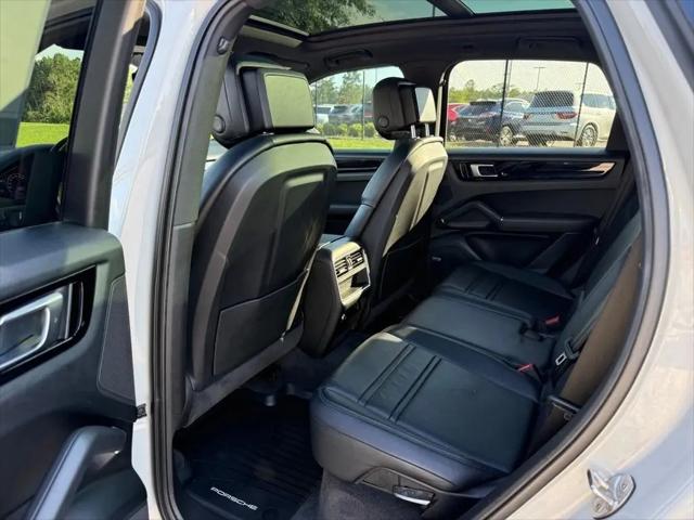 2021 Porsche Cayenne Cayenne