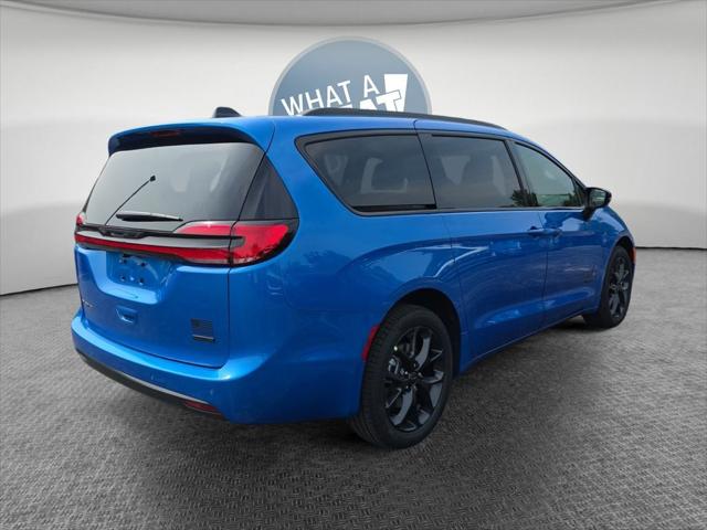 2027 Chrysler Pacifica PACIFICA SELECT AWD 2027 Chrysler Pacifica PACIFICA SELECT AWD