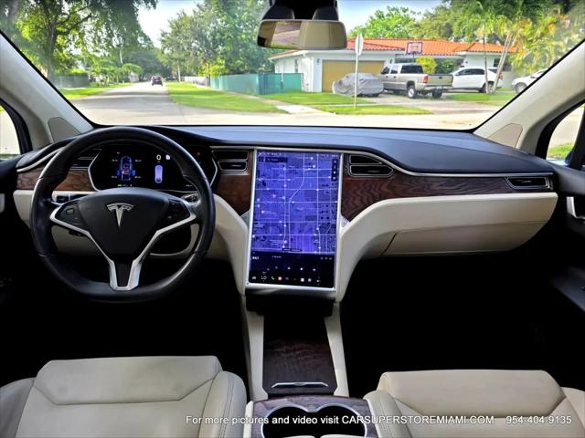 2017 Tesla Model X 75D
