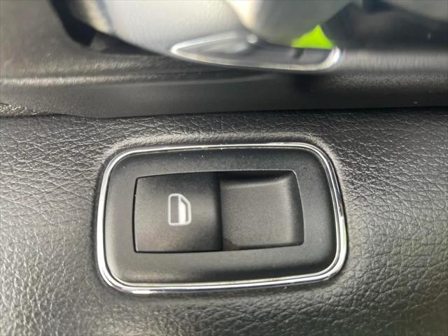 2017 Ram 1500 Sport Crew Cab 4x4 57 Box
