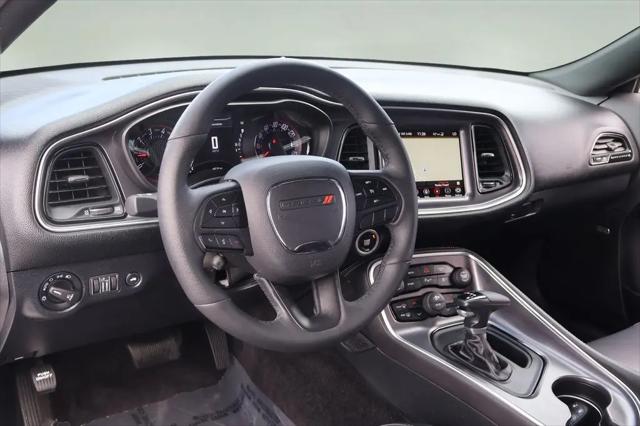 2018 Dodge Challenger SXT Plus