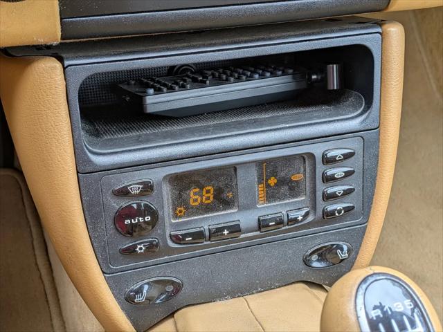 2001 Porsche 911 911 Carrera