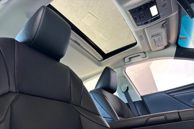 2025 Lexus ES 300h ES 300h