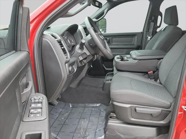 2026 Ram 2500 Black Express Crew Cab 4x4 64 Box