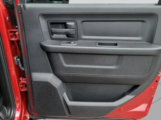2026 Ram 2500 Black Express Crew Cab 4x4 64 Box