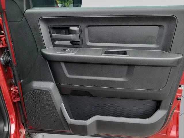 2026 Ram 2500 Black Express Crew Cab 4x4 64 Box