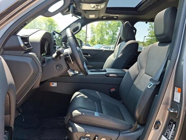 2025 Lexus LX Luxury