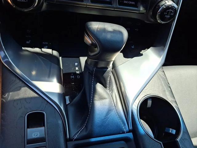 2025 Lexus LX Luxury