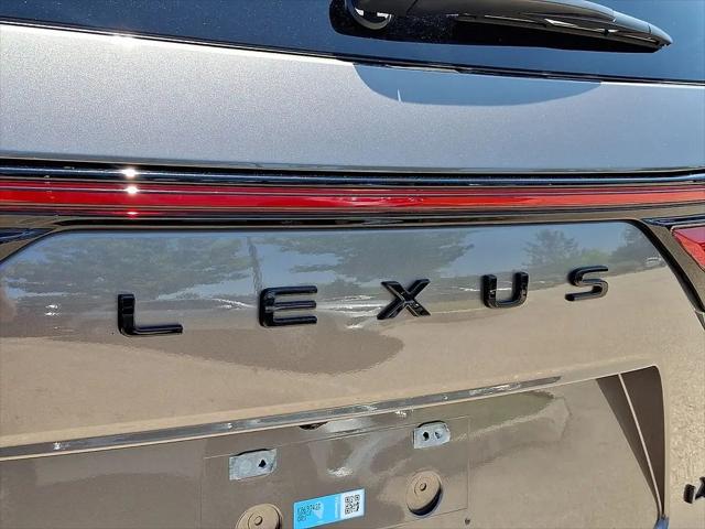 2025 Lexus LX Luxury