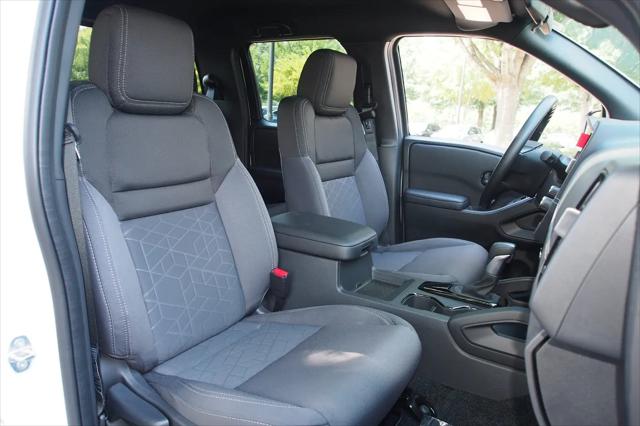 2026 Nissan Frontier Crew Cab SV 4x2