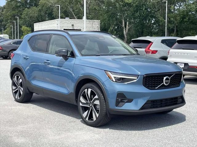 2025 Volvo XC40 B5 Ultra Dark Theme for sale in Fletcher, NC