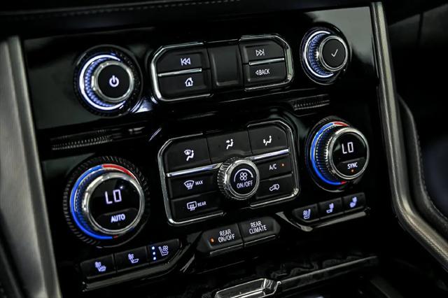 2023 GMC Yukon 4WD Denali