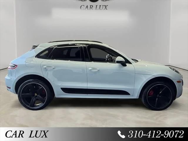 2018 Porsche Macan Turbo