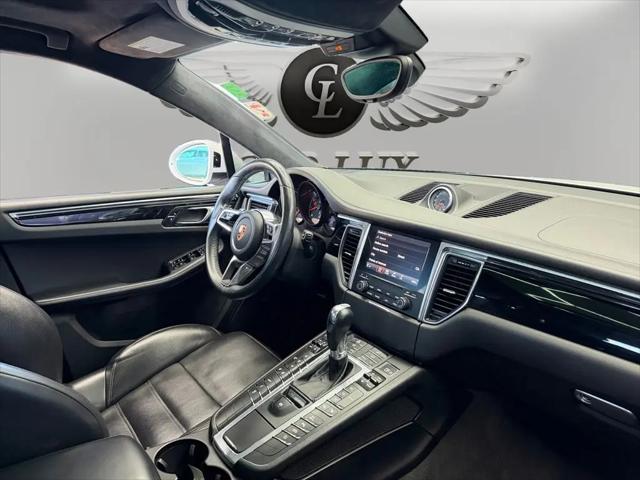 2018 Porsche Macan Turbo