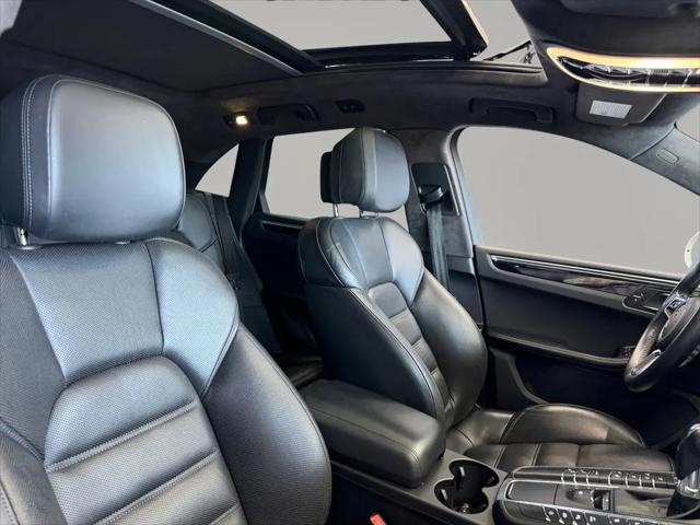 2018 Porsche Macan Turbo