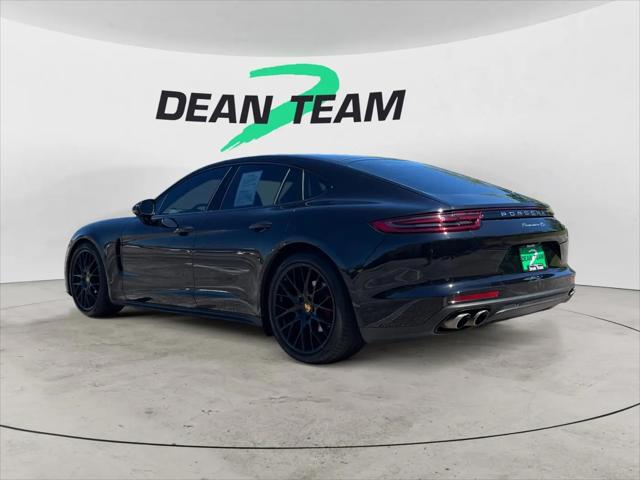 2018 Porsche Panamera 4S