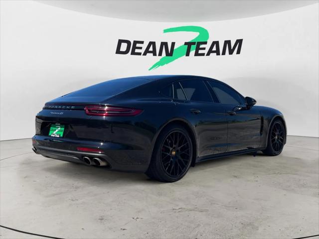 2018 Porsche Panamera 4S