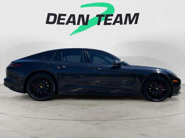 2018 Porsche Panamera 4S