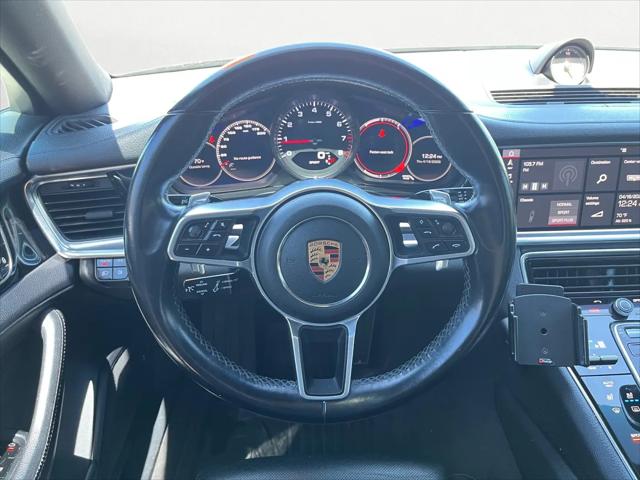 2018 Porsche Panamera 4S