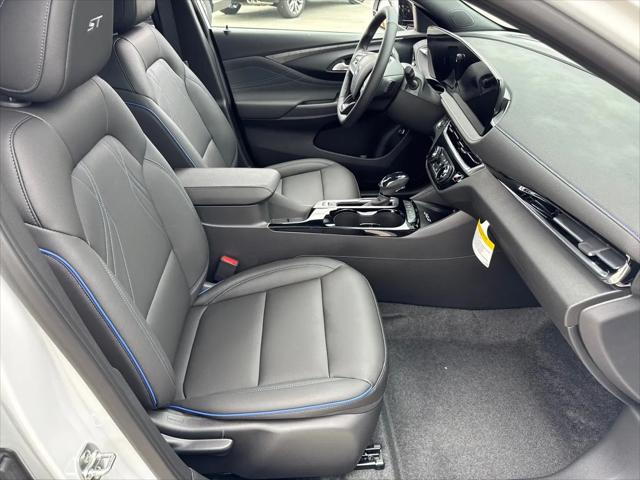 2026 Buick NV Sport Touring FWD