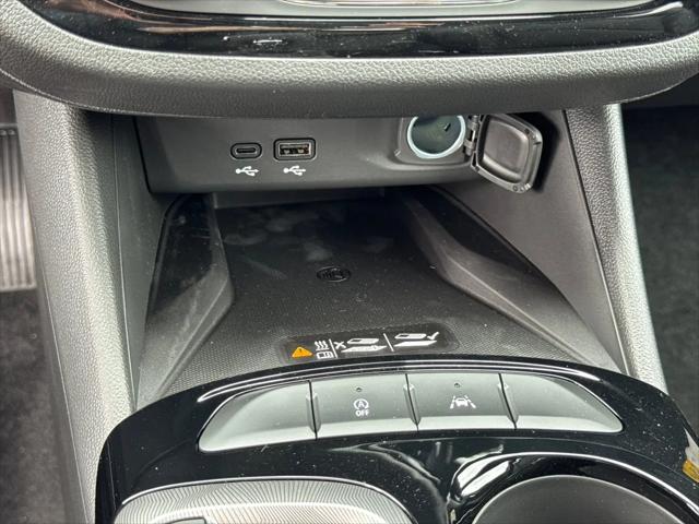 2026 Buick NV Sport Touring FWD