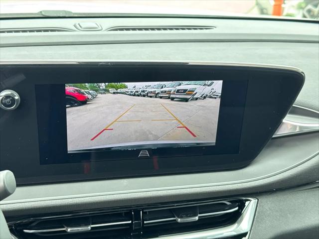 2026 Buick NV Sport Touring FWD