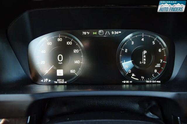 2018 Volvo XC90 T6 Momentum