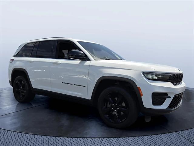 2023 Jeep Grand Cherokee Altitude 4x2 for sale in Jacksonville, FL