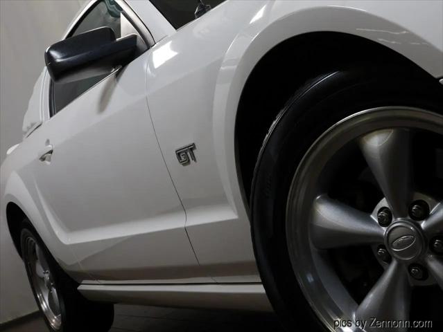 2007 Ford Mustang GT Deluxe