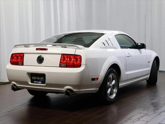 2007 Ford Mustang GT Deluxe