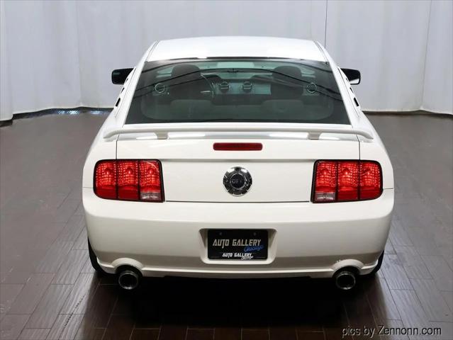 2007 Ford Mustang GT Deluxe