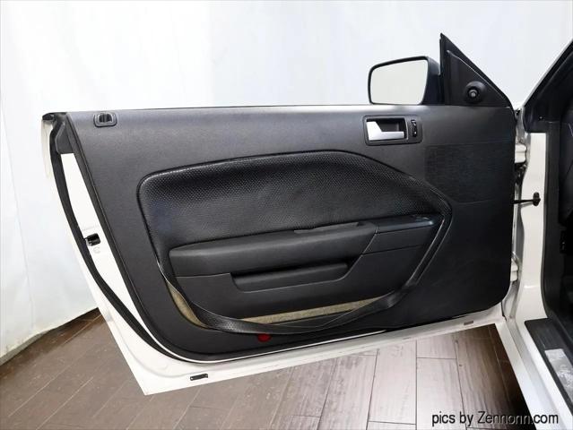2007 Ford Mustang GT Deluxe