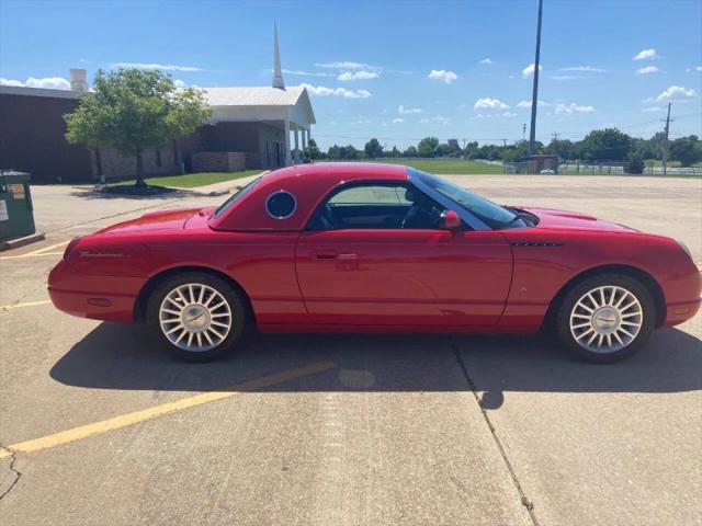 2004 Ford Thunderbird Base