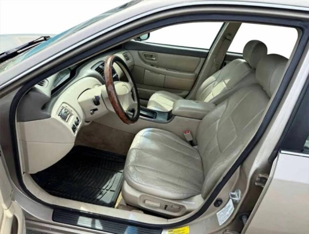 2000 Toyota Avalon XL