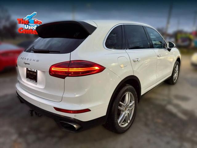 2016 Porsche Cayenne Base