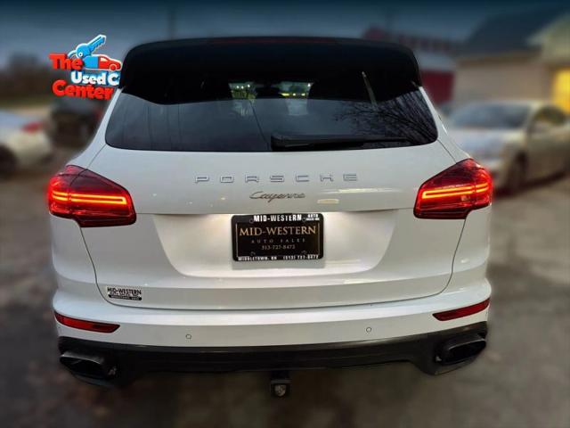 2016 Porsche Cayenne Base