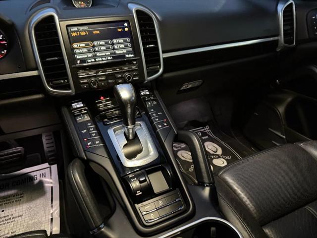 2016 Porsche Cayenne Base
