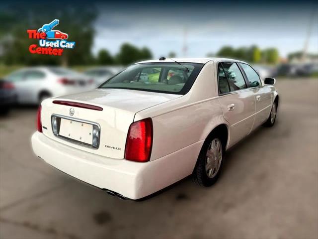 2004 Cadillac DeVille Base